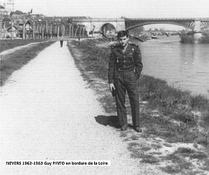 SRVC MLT6 - FRANCE- NEVERS en bordure de la Loire